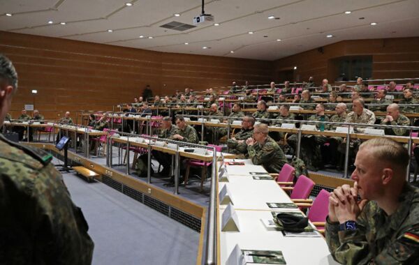 Freundeskreis der Panzergrenadiertruppe e.V. - Woche der Panzertruppen: Plenum